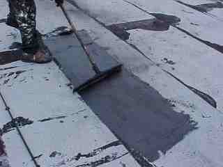 Additional material for flat roof repair of blisters